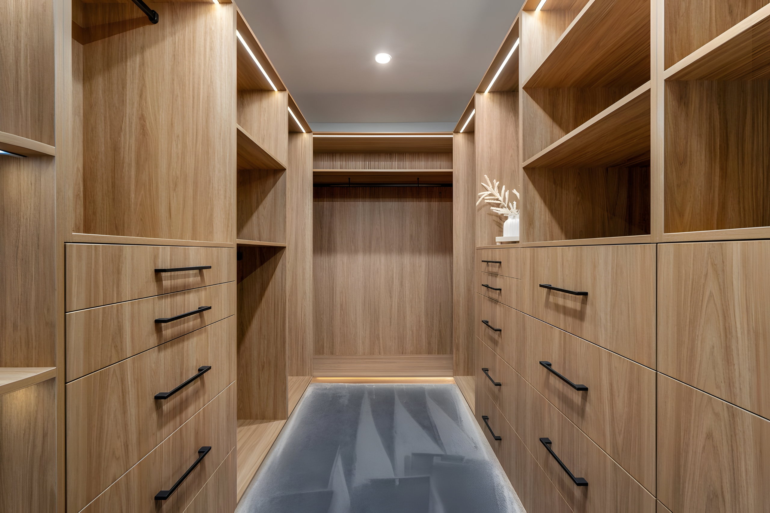 Custom wardrobe joinery